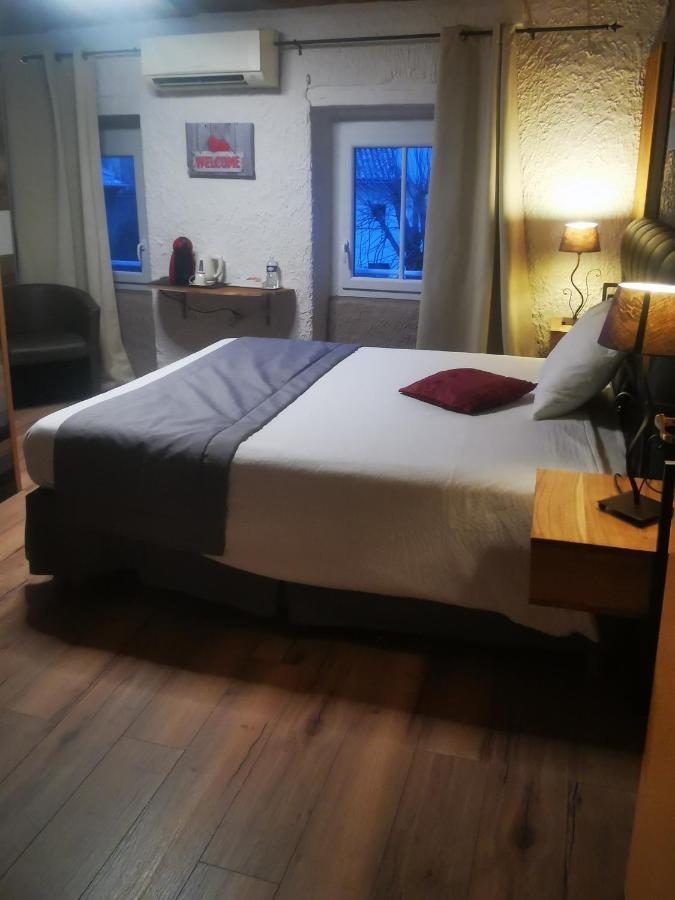Hotel Il Etait 1 Fois Piolenc Exteriér fotografie